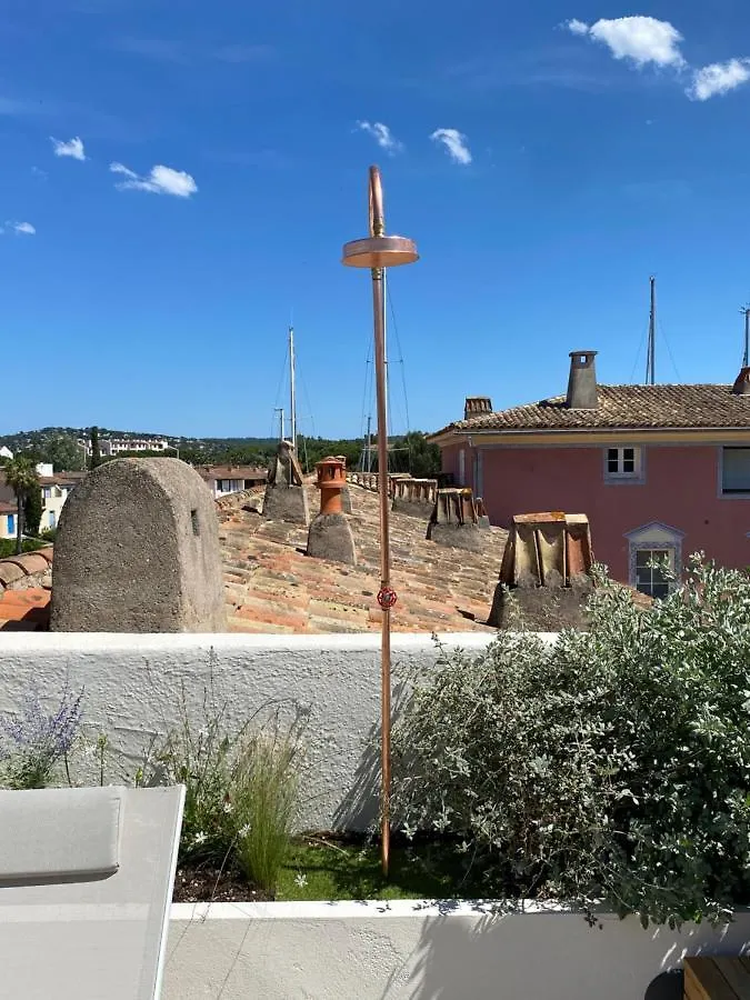 Lägenhetshotell Lostane - Villa Sur Le Toit Grimaud Frankrike